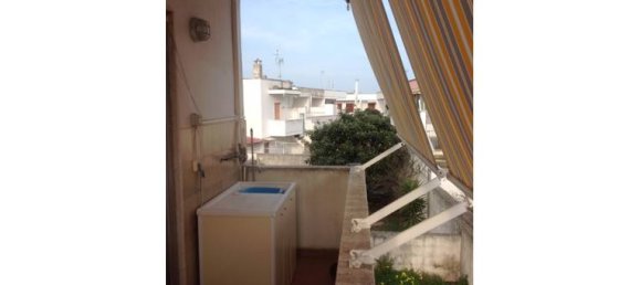 3 rooms Apartment in Melendugno, Italy No. 251960 2
