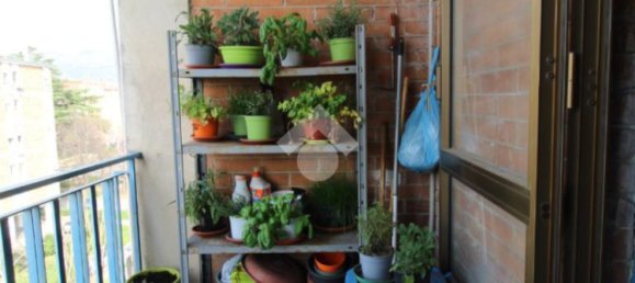 Apartamento de 3 dormitorios en Caserta, Italy No. 54379 4