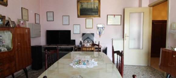 Apartamento de 3 dormitorios en Caserta, Italy No. 54379 5