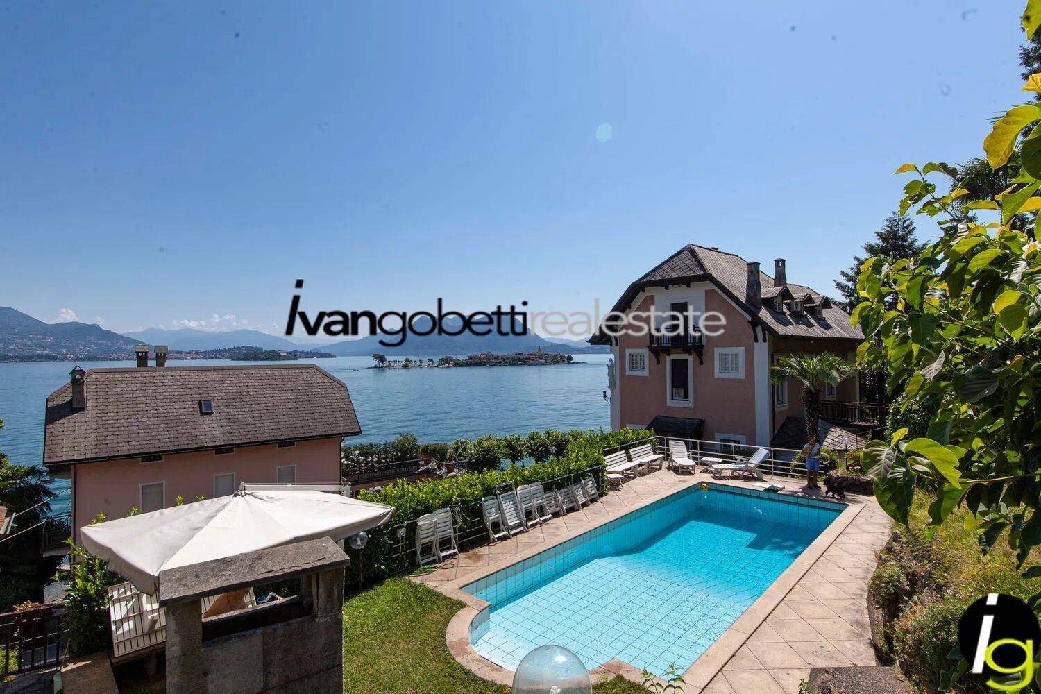 8 bedrooms Villa in Baveno, Italy No. 106043