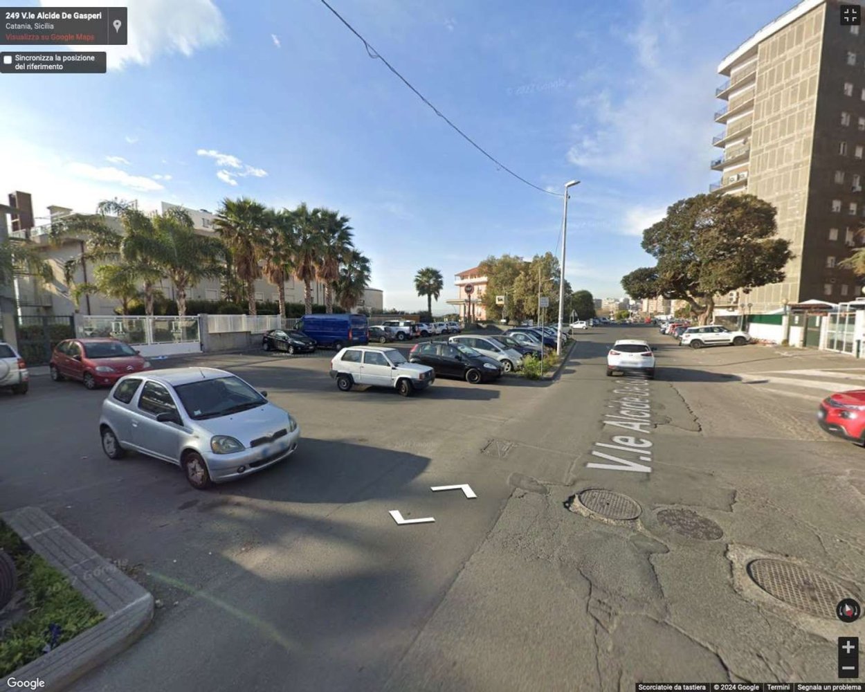 Garage in Catania, Italy 18m², Nr. 102991