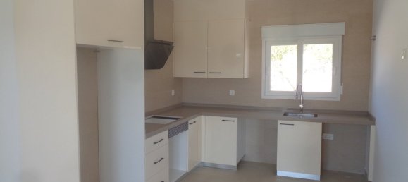 Villa de 3 dormitorios en Pinoso, Spain No. 10195 13