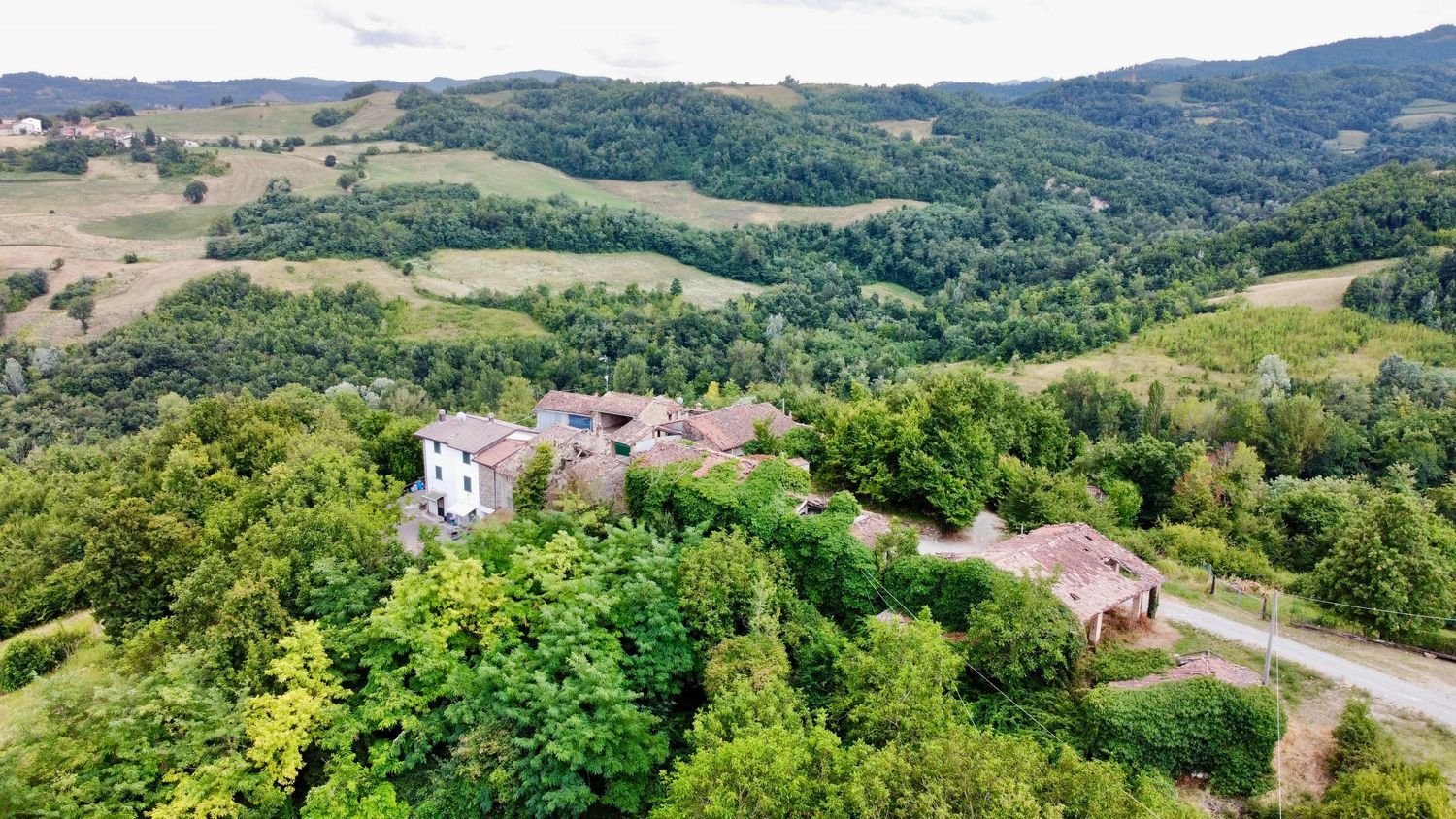 2 rooms House in Ponte dell'Olio, Italy No. 284375