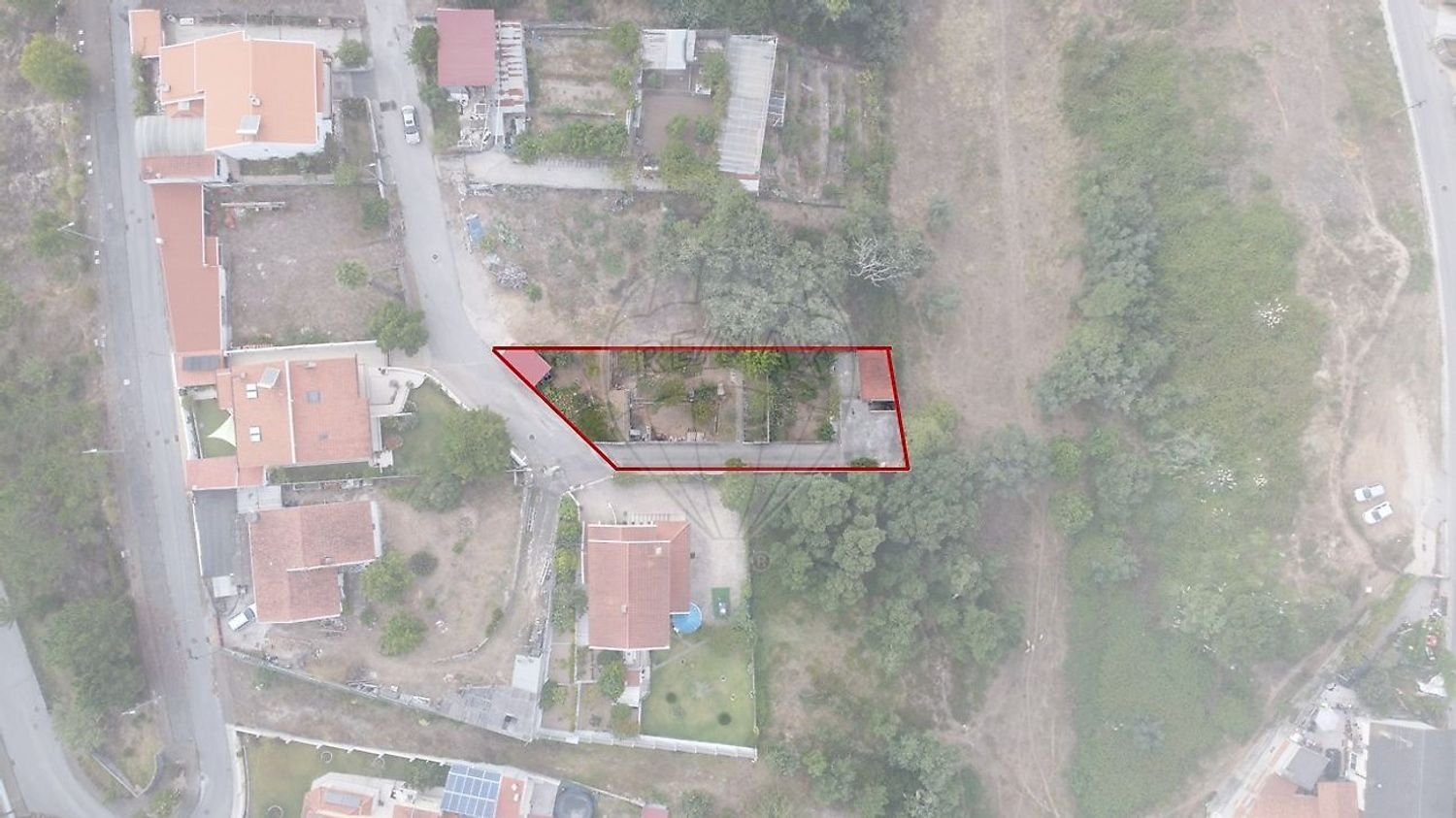 Terreno en Coimbra, Portugal 654 m² No. 17500