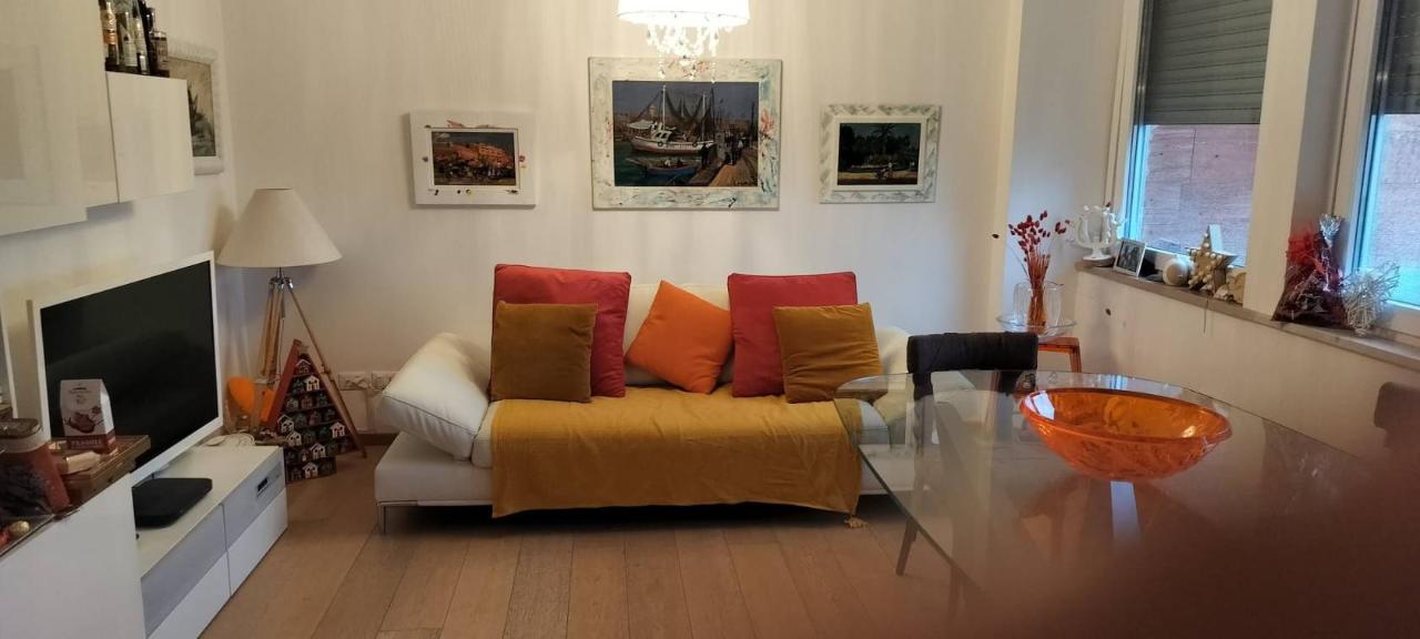 4 rooms Apartment in Livorno, Italy No. 28264