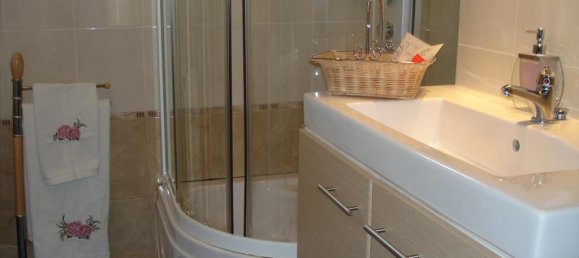 4 Schlafzimmer Gewerbliche Immobilie in Thessaloniki, Greece, Nr. 5498 13