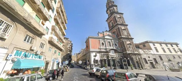 Propiedad comercial de 1 habitación en Naples, Italy No. 118477 2