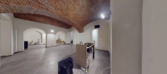 2 bedrooms Apartment in Turin, Italy No. 343432 19