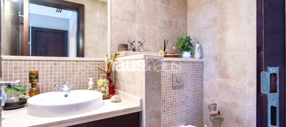 Вилла с 4 спальнями в Jumeirah Park, ОАЭ № 98734 23