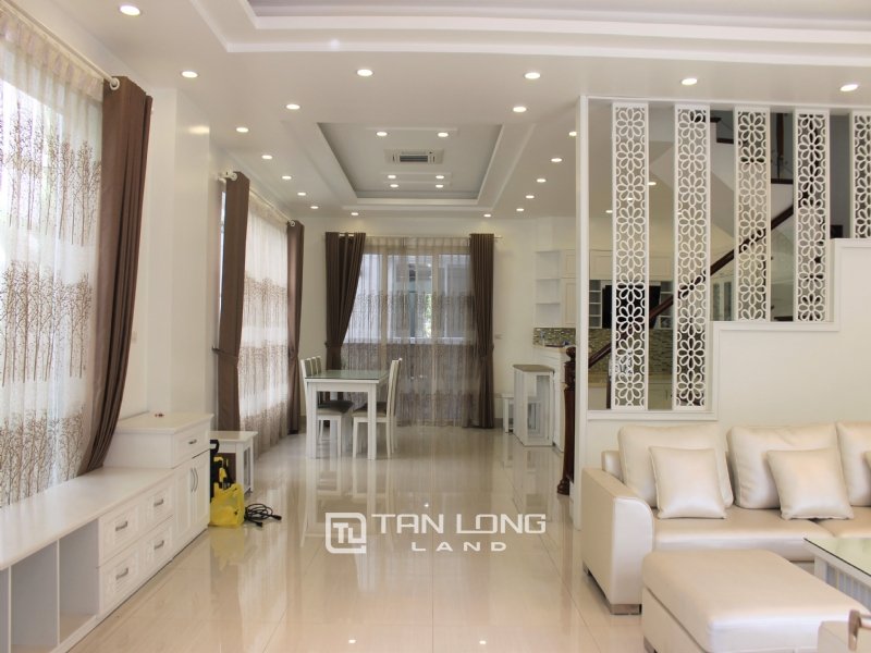 Villa T4 em Long Bien, Vietnam N.º 838
