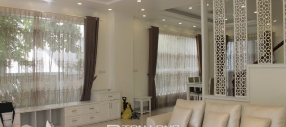 Villa T4 em Long Bien, Vietnam N.º 838 5