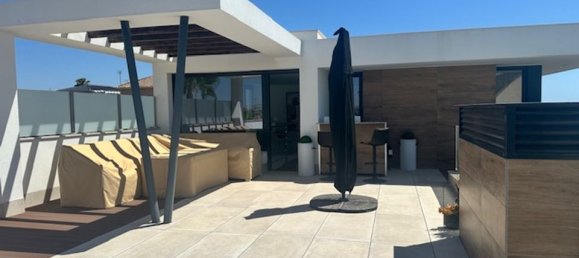 Villa de 4 dormitorios en Ciudad Quesada, Spain No. 184761 25