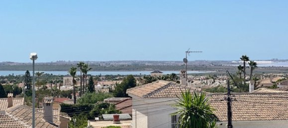 Villa de 4 dormitorios en Ciudad Quesada, Spain No. 184761 3