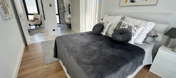 Villa de 4 dormitorios en Ciudad Quesada, Spain No. 184761 19