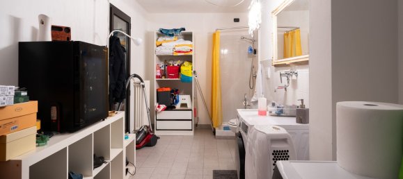 4 rooms House in Carate Urio, Italy No. 172186 13