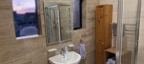 3 bedrooms Apartment in Birzebbuga, Malta No. 8208 10