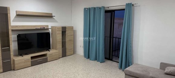 3 bedrooms Apartment in Birzebbuga, Malta No. 8208 4