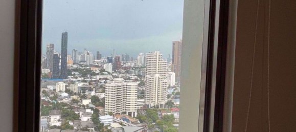 1 bedroom Duplex in The Emporio Place, Bangkok, Thailand No. 29877 14