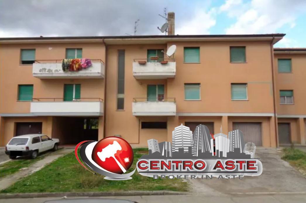 Apartamento de 3 dormitorios en Fossombrone, Italy No. 285830