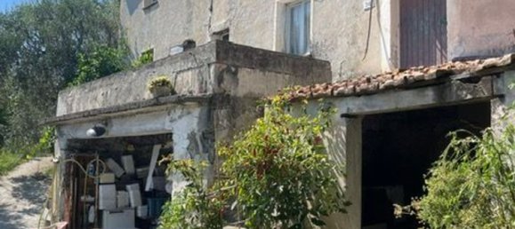 5 bedrooms House in Varazze, Italy No. 372167 5