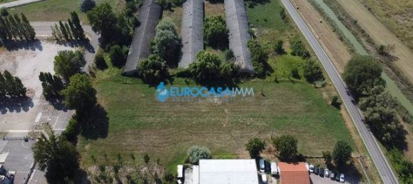 1غرفة قطعة أرض في Novi di Modena, Italy رقم 61277 4