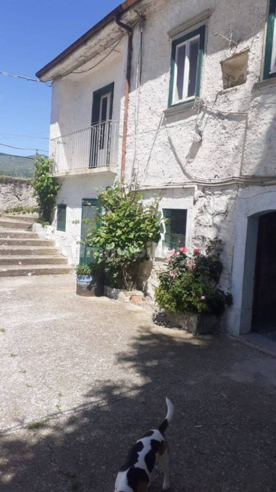 3 غرف نوم منزل في Agnone, Italy رقم 348360