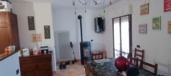7 rooms Apartment in Fermignano, Italy No. 111723 6
