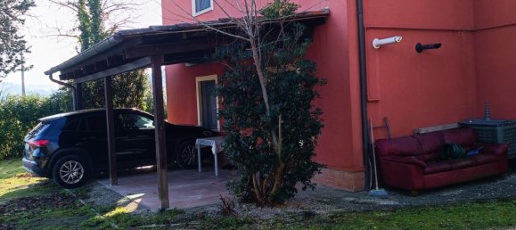 7 rooms Apartment in Fermignano, Italy No. 111723 4