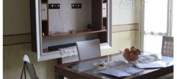 4 rooms Apartment in Monsummano Terme, Italy No. 309049 9