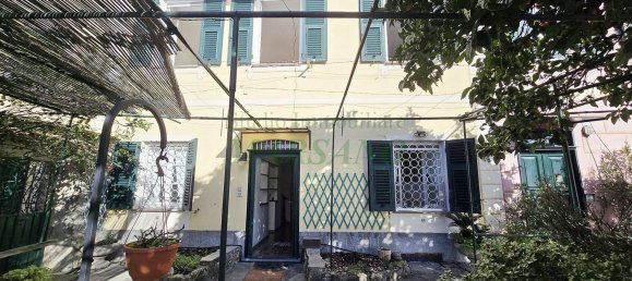 Duplex de 4 divisões em Genoa, Italy N.º 35807 33