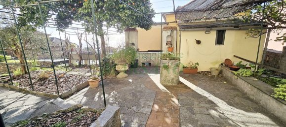Duplex de 4 divisões em Genoa, Italy N.º 35807 32