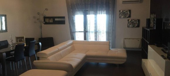 5 rooms Apartment in Marsala, Italy No. 163493 2