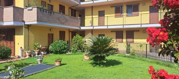 2 Schlafzimmer Wohnung in Truccazzano, Italy, Nr. 360517 3