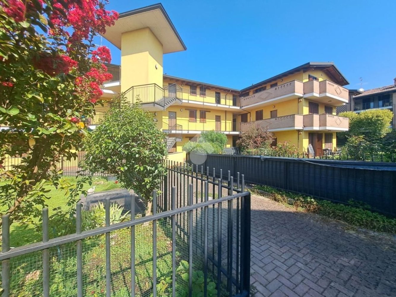 2 Schlafzimmer Wohnung in Truccazzano, Italy, Nr. 360517