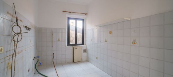 5غرفة شقة في Montecatini Terme, Italy رقم 307630 8