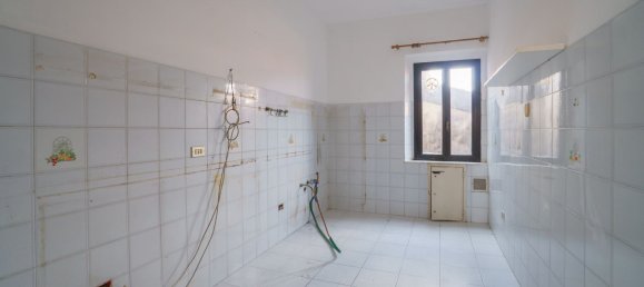 5غرفة شقة في Montecatini Terme, Italy رقم 307630 7