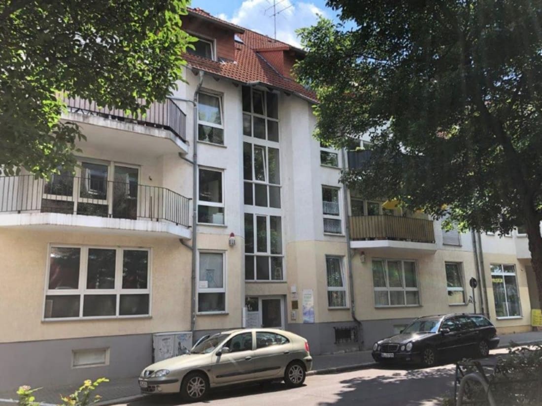 Apartamento de 4 dormitorios en Magdeburg, Germany No. 91066