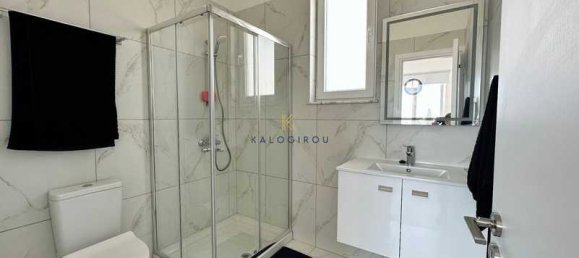 3 bedrooms House in Larnaca, Cyprus No. 7621 6