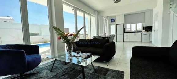 3 bedrooms House in Larnaca, Cyprus No. 7621 15