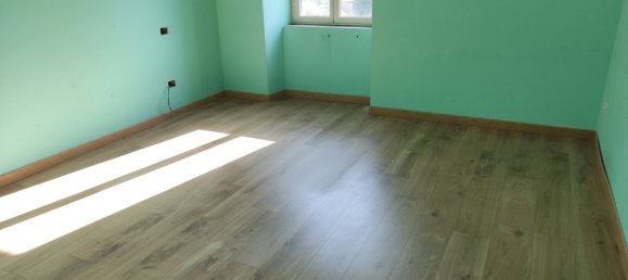 Casa de 4 habitaciónes en Morolo, Italy No. 144310 9