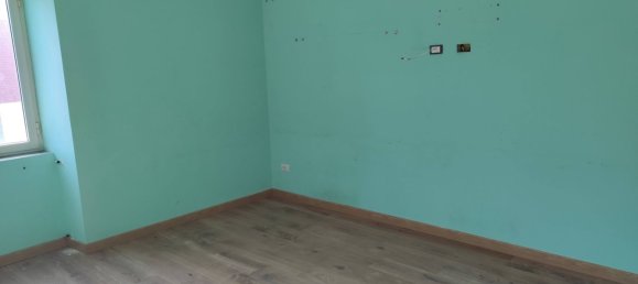 Casa de 4 habitaciónes en Morolo, Italy No. 144310 17