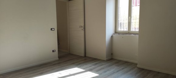 Casa de 4 habitaciónes en Morolo, Italy No. 144310 22