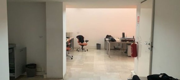 9 rooms Apartment in Milan, Italy No. 246739 17