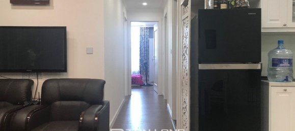 3 bedrooms Apartment in Tay Ho, Vietnam No. 1068 3