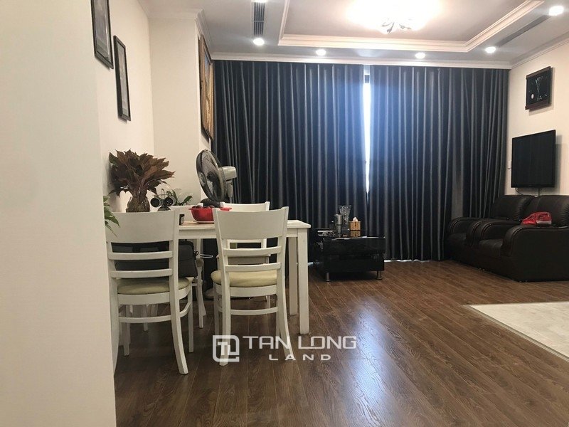 3 bedrooms Apartment in Tay Ho, Vietnam No. 1068