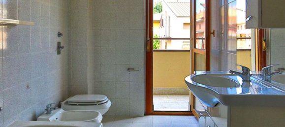 3 bedrooms Apartment in Lissone, Italy No. 364333 11