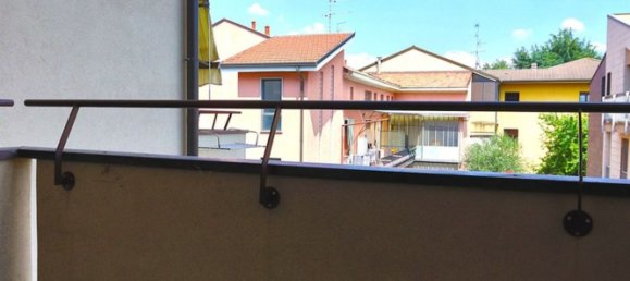 3 bedrooms Apartment in Lissone, Italy No. 364333 8