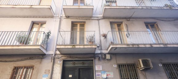 3 bedrooms Apartment in Catania, Italy No. 293859 38