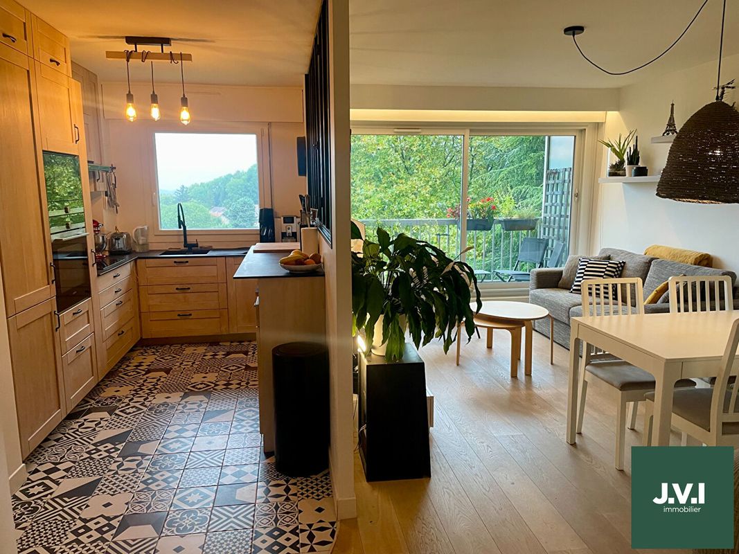 Apartamento T2 em Montmorency, France N.º 168968