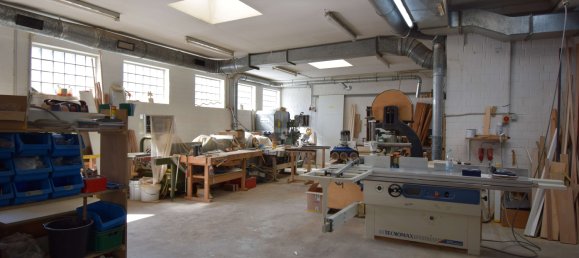 Propriété commerciale à Frankfurt am Main, Germany 185m² No. 326684 2